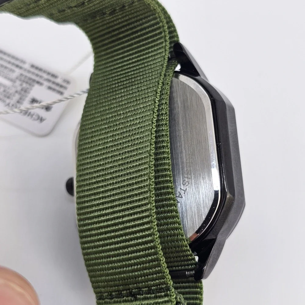 Men's Watch‎ 42MM Black Dial Black Case Date Army Green Canvas Band New Battery